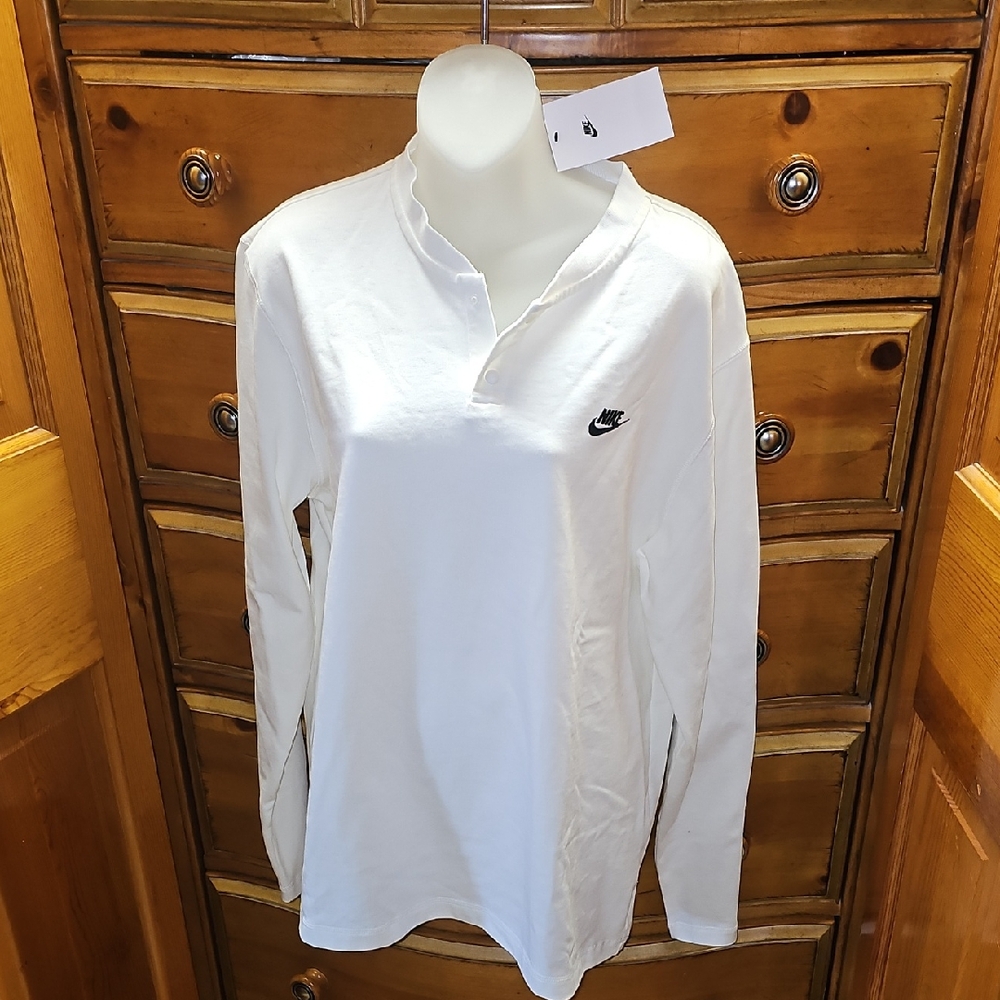 Nike Men's Classic Off White Long Sleeve Tee